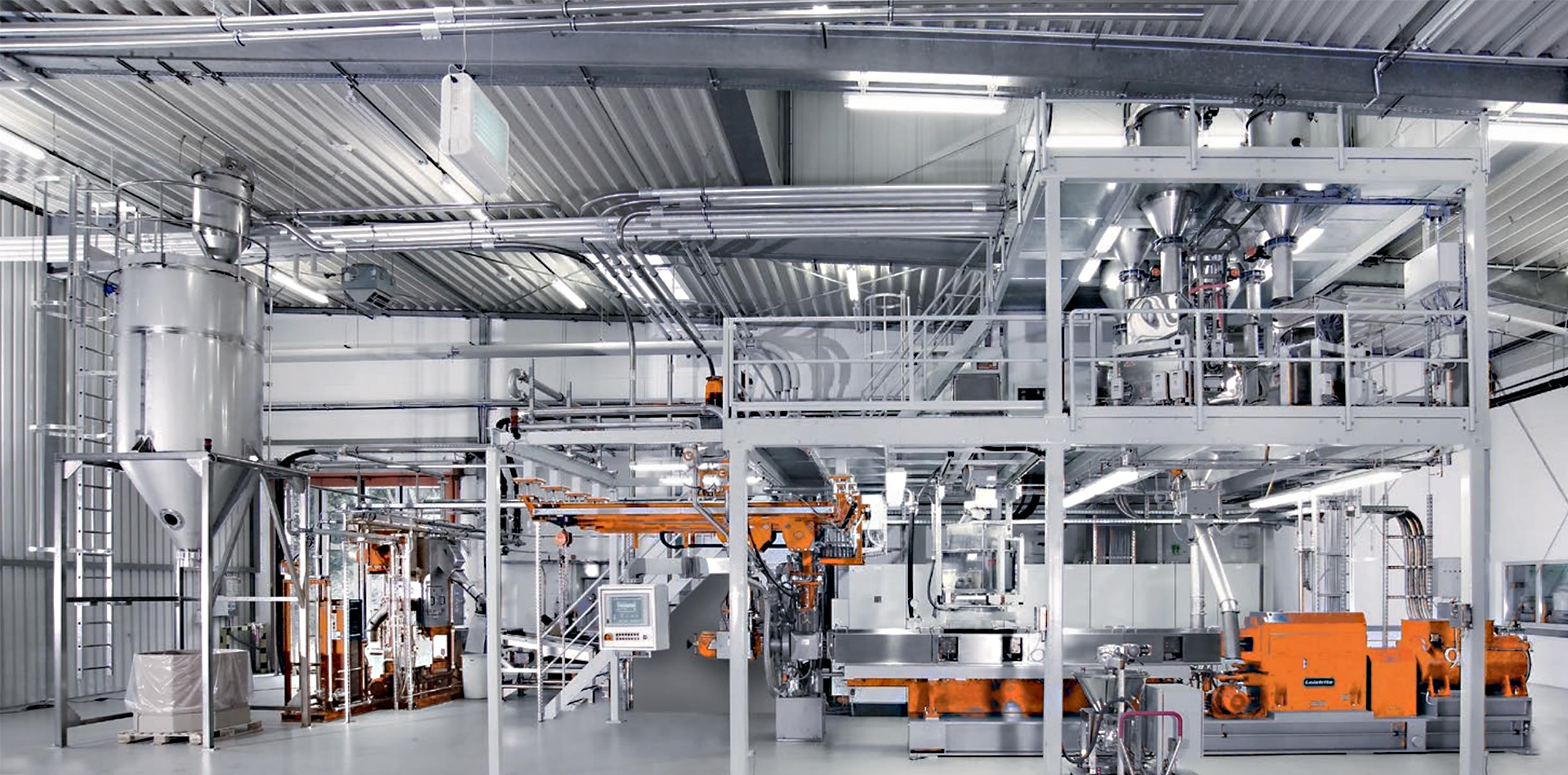 擁有世界領先的改性塑料生產線